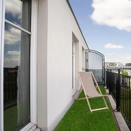 Apartment Magic Garden 6 Personnes Parking Prive A 20m Du Rer *