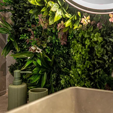 Apartment Magic Garden 6 Personnes Parking Prive A 20m Du Rer